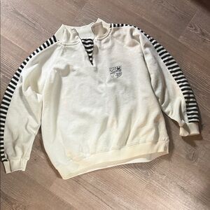 Vintage Women's Cream Sweatshirt with Black Stripes Ski Logo